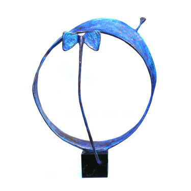 Скульптура под названием "Pachy bleu - grande…" - Vanessa Renoux, Подлинное произведение искусства, Бумага