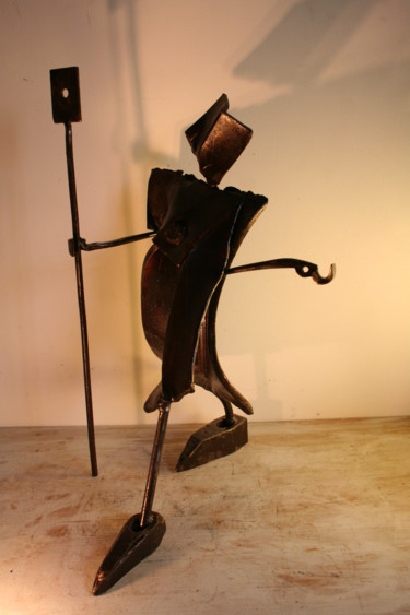 Escultura titulada "La Capa Magna" por Eric Barque, Obra de arte original, Metales