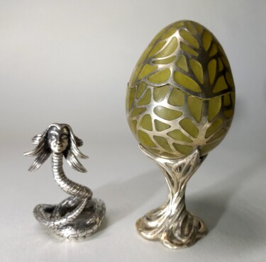 Скульптура под названием "Пасхальное яйцо Нюй…" - Александр Дмитриев, Подлинное произведение искусства, Камень