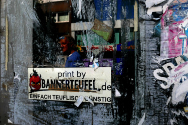 Fotografie getiteld "Bannerteufel" door Vera Boldt, Origineel Kunstwerk