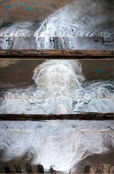 Photographie intitulée "Les eaux jaillissan…" par Véronique Brill, Œuvre d'art originale