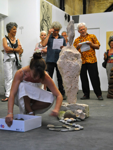 Installation intitulée "Performance Les cen…" par Véronique Brill, Œuvre d'art originale, Installation d'art