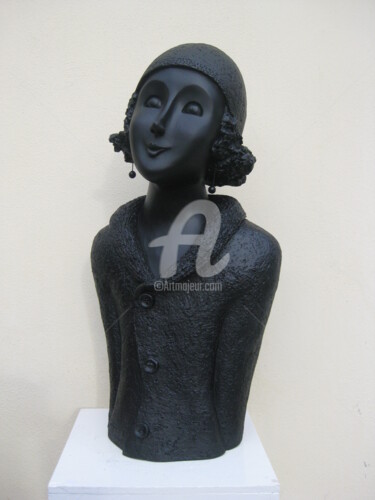 Sculpture titled "Maty" by Véronique Clanet, Original Artwork, Resin