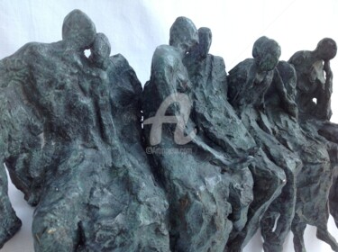 Skulptur mit dem Titel "nous...on a tout le…" von Veronique Lonchamp, Original-Kunstwerk, Bronze