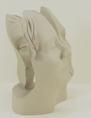Скульптура под названием "Triptyque" - Véronique Lopez-Boiteux, Подлинное произведение искусства, Терракота