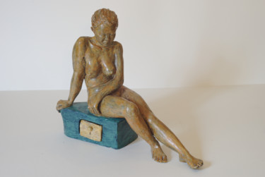 Скульптура под названием "La boîte à secret" - Véronique Lopez-Boiteux, Подлинное произведение искусства, Терракота