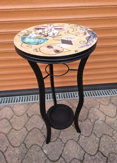 Sellette fontaine aux rêves Design intitulée "Sellette fontaine a…" par Véronique Tête De L'Art, Œuvre d'art originale, Meuble