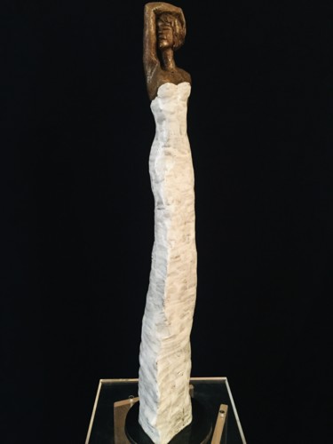 Sculpture titled "Elegante" by Véronique Richard, Original Artwork, Terra cotta