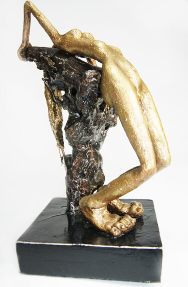 Скульптура под названием "Eva" - Vicente Pereira Da Silva (Vicente Silva), Подлинное произведение искусства, Смола