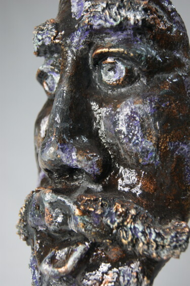 Sculptuur getiteld "Máscara#2" door Vicente Pereira Da Silva (Vicente Silva), Origineel Kunstwerk, Polymeer klei