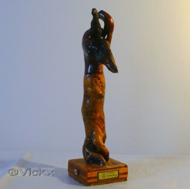 Sculpture intitulée "Gozzilla   (Creativ…" par Vickx, Œuvre d'art originale, Bois