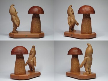 Sculptuur getiteld "Gnome and mushroom" door Victor Utcin, Origineel Kunstwerk, Hout