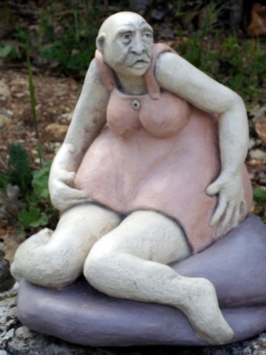 Sculpture intitulée "femme assise mollem…" par Isabelle Vigo, Œuvre d'art originale, Terre cuite