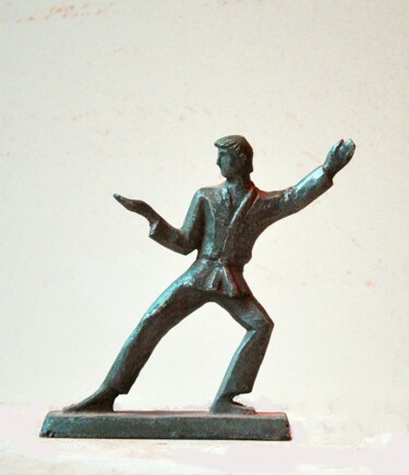 Skulptur mit dem Titel ",,Каратэ,," von Viktor Bezumov, Original-Kunstwerk, Aluminium