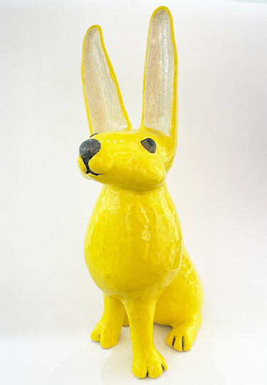 Skulptur mit dem Titel "Yellow Rabbit - lar…" von Viktor Zuk, Original-Kunstwerk, Keramik
