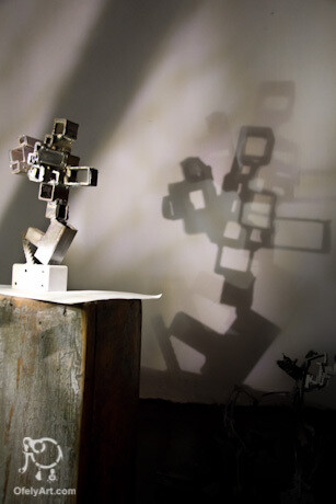 Скульптура под названием "Running man" - Vilgeniy Melnikov, Подлинное произведение искусства, Металлы