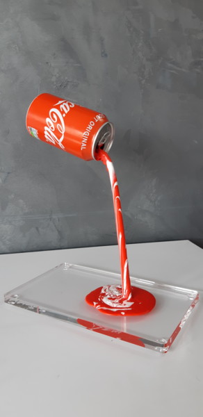 Escultura titulada "Frosted Cola" por Vincent Docteur, Obra de arte original, Resina