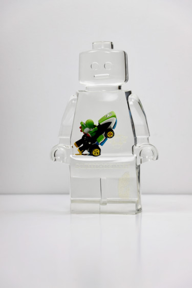 Sculpture titled "ROBOCLUSION MARIOKA…" by Vincent Sabatier (VerSus), Original Artwork, Resin