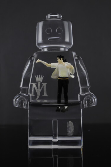 Sculpture titled "ROBOCLUSION MICHAEL…" by Vincent Sabatier (VerSus), Original Artwork, Resin