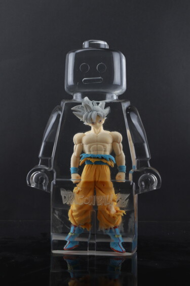 Sculptuur getiteld "Roboclusion DBZ Gok…" door Vincent Sabatier (VerSus), Origineel Kunstwerk, Hars