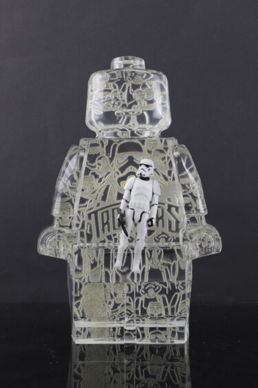 Скульптура под названием "Roboclusion Stormtr…" - Vincent Sabatier (VerSus), Подлинное произведение искусства, Смола