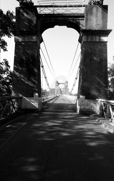 Photographie intitulée "Pont sur Canal du M…" par Thibault Vincent, Œuvre d'art originale, Photographie numérique
