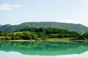 Fotografía titulada "Castel San Vincenzo…" por Vincenzo Izzo, Obra de arte original, Fotografía digital