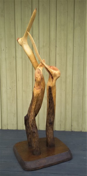 Skulptur mit dem Titel "Joy" von Virgilijus Vaiciunas, Original-Kunstwerk, Holz