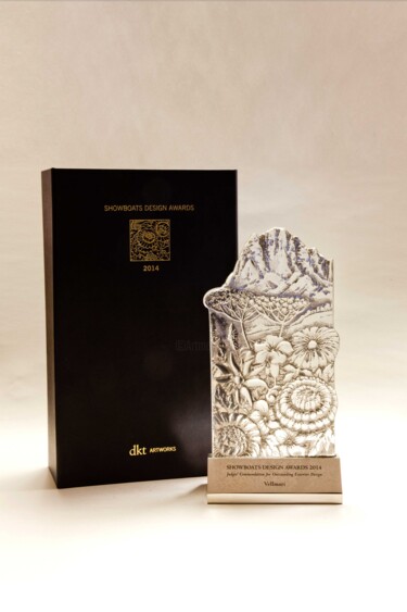 Escultura titulada "Trophy" por Vitaly Moiseev, Obra de arte original, Vidrio