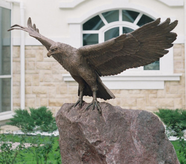 Sculpture titled "Орел" by Vitalii Marin, Original Artwork, Bronze