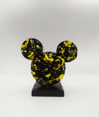 Sculpture intitulée "Mickey Skull Yellow" par Vl, Œuvre d'art originale, Résine