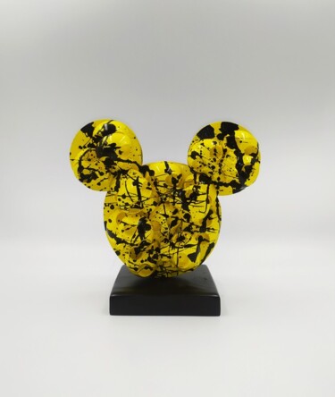 Sculpture intitulée "Mickey Yellow" par Vl, Œuvre d'art originale, Résine