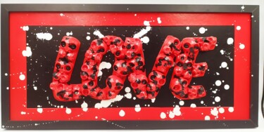 Sculpture titled "LOVESKULL" by Vl, Original Artwork, Resin