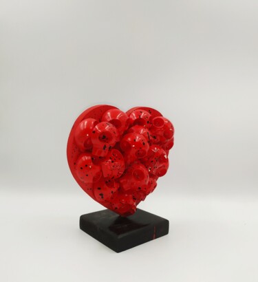 Sculpture titled "HeartSkull rouge" by Vl, Original Artwork, Resin
