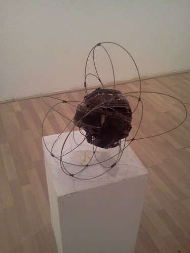 Sculpture titled "wire 6" by Bajo, Original Artwork, Metals