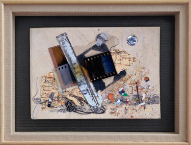 Κολάζ με τίτλο "Memory boxe n°15" από Vincent Sfg, Αυθεντικά έργα τέχνης, Κολάζ Τοποθετήθηκε στο Ξύλινο πάνελ