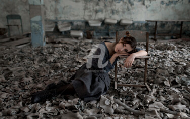 Fotografie getiteld "Daria from Chernoby…" door Vyacheslav Korotkiy, Origineel Kunstwerk, Digitale fotografie