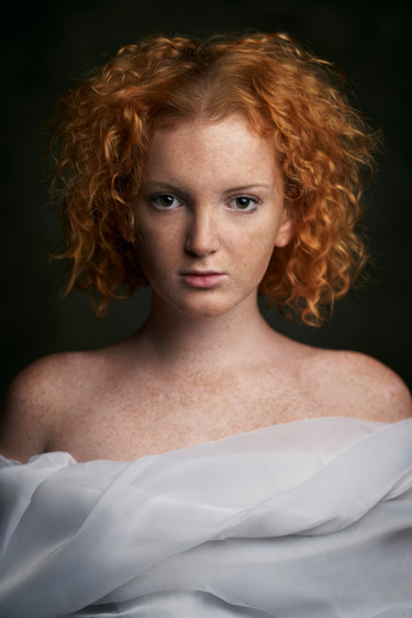 Фотография под названием "Лера" - Natasha Vysotskaya, Подлинное произведение искусства, Цифровая фотография