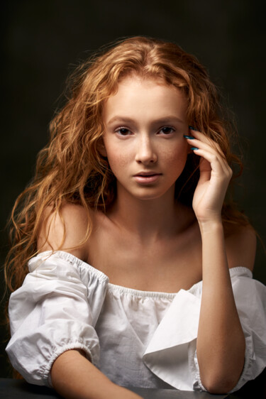Photography titled "Julia" by Natasha Vysotskaya, Original Artwork, Digital Photography