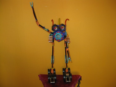 Sculpture titled "sculpture  robot" by Gilles Bellagamba, Original Artwork, Metals