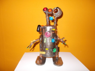 Sculpture titled "robot" by Gilles Bellagamba, Original Artwork, Metals