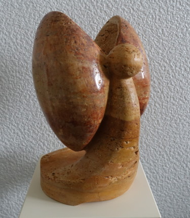 Skulptur mit dem Titel "papillon" von Walter Kuschniersch, Original-Kunstwerk, Stein