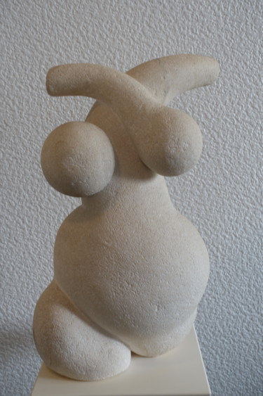 Sculpture intitulée "La Femme 1/4" par Walter Kuschniersch, Œuvre d'art originale, Pierre