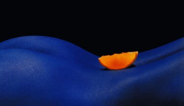 Фотография под названием "The Orange" - Walter Bosque, Подлинное произведение искусства, Цифровая фотография