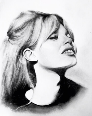 Drawing titled "Margot" by Wiktoria Pydo, Original Artwork, Charcoal