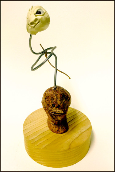 Sculpture intitulée "A Ludic Image Of De…" par Wilf Tilley, Œuvre d'art originale, Argile