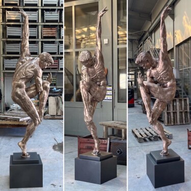 Sculptuur getiteld "Life Size Dance of…" door Willem Botha, Origineel Kunstwerk, Bronzen