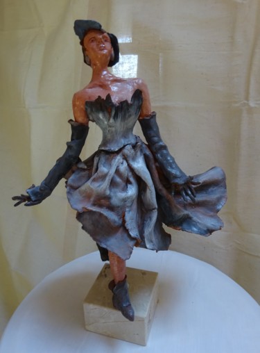 Sculpture titled "mademoiselle" by Martine Woellet, Original Artwork