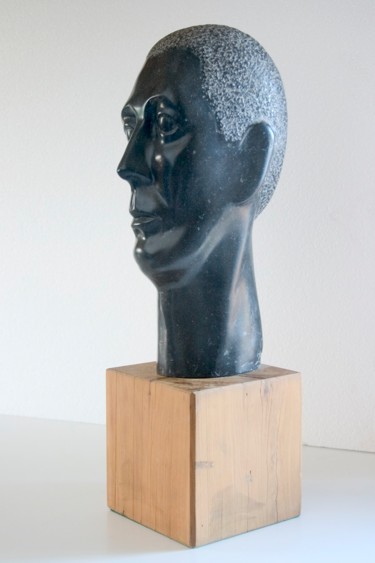 Sculptuur getiteld "His-head" door Wojciech Pietranik, Origineel Kunstwerk, Steen