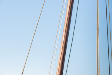 Фотография под названием "wooden mast of old…" - Xan Gasalla González-Redondo, Подлинное произведение искусства, Цифровая фо…